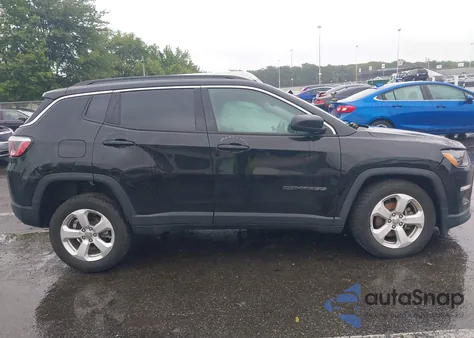 2020 Jeep Compass Latitude 4X4 из США, поврежденный, VIN 3C4NJDBB5LT164795